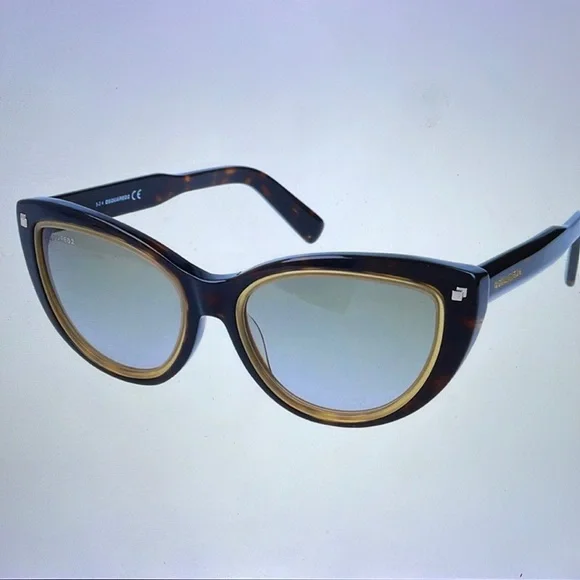 DSQUARED2 | Accessories | Dsquared2 Womens Dq70 Sunglasses  display picture 2